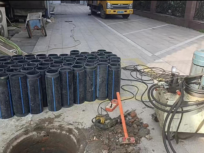 吴江PE置换管厂家 DN315置换管 非开挖管短管置换